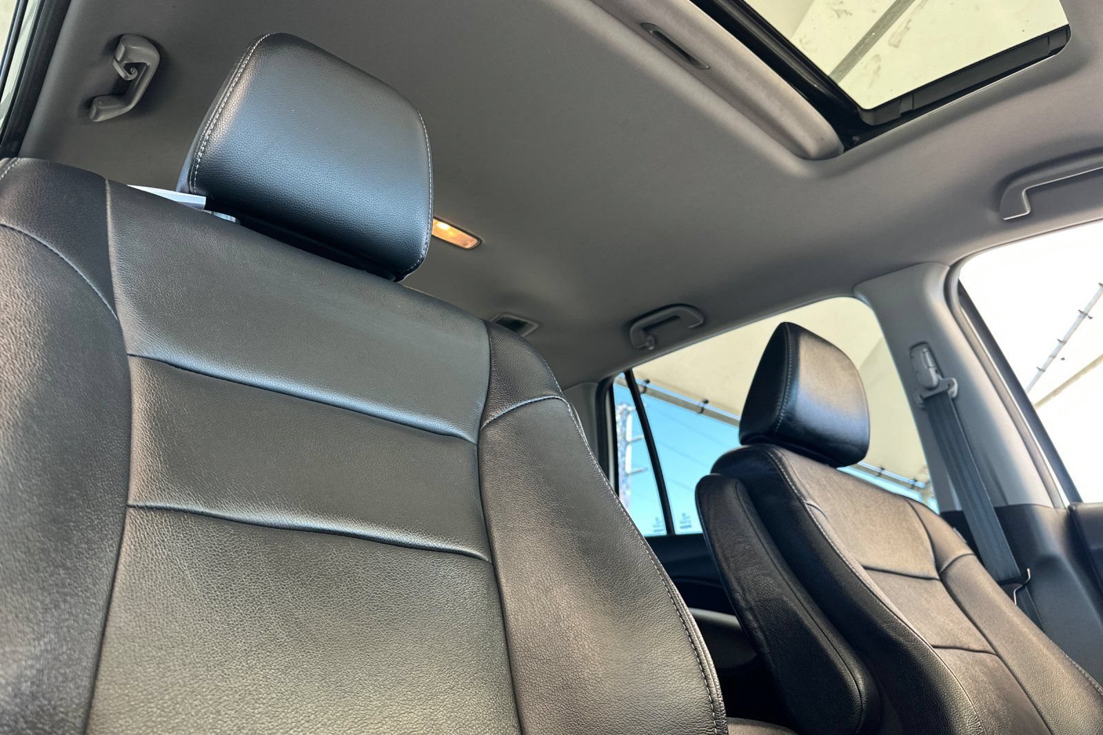 Used 2017 Honda Pilot EX-L image 18