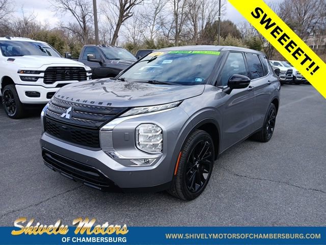 Used 2023 Mitsubishi Outlander SE Black Edition