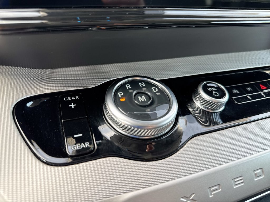 Certified 2025 Ford Expedition Max Active AWD/4WD image 18