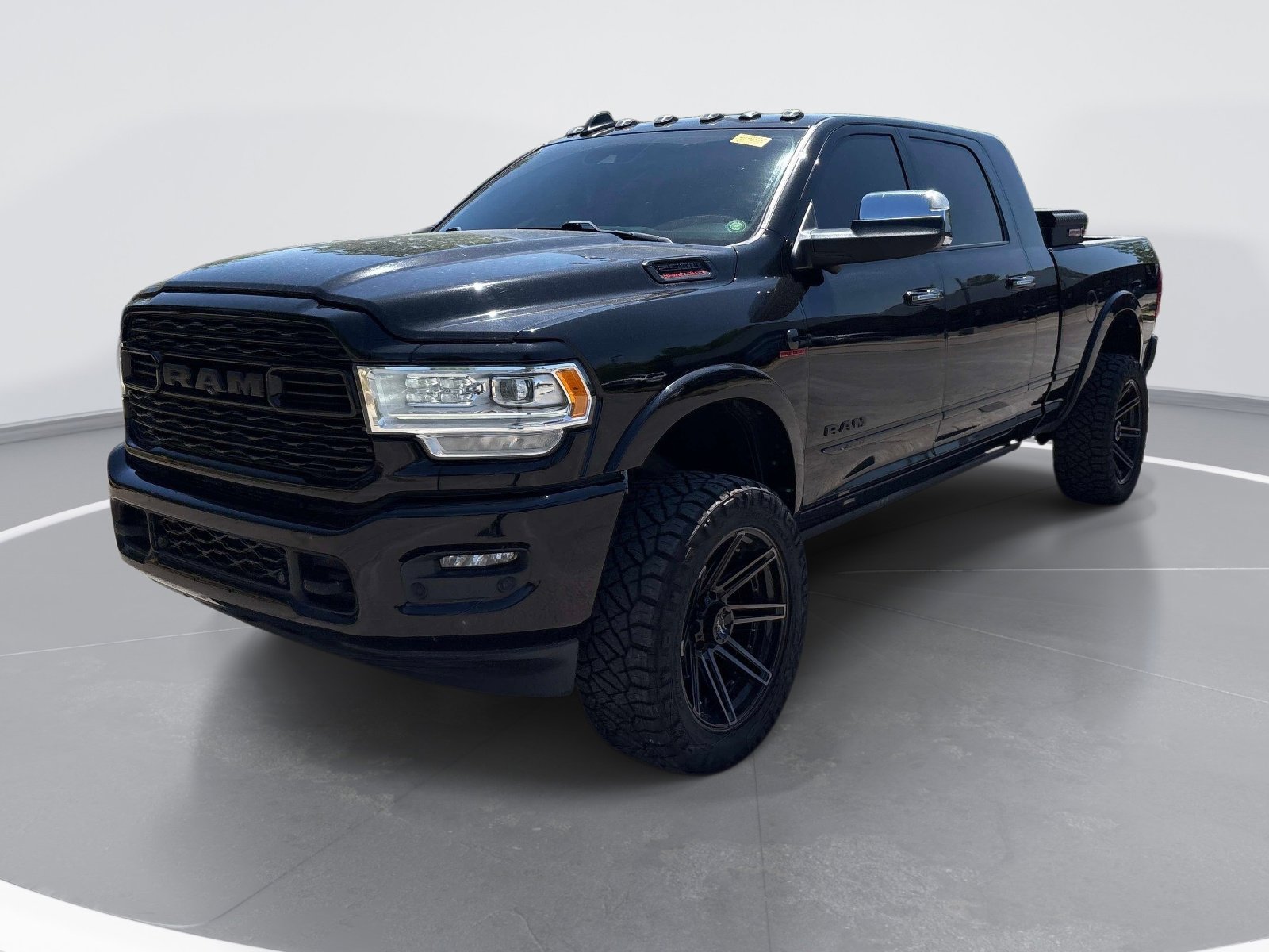 Used 2020 RAM 2500 Limited image 3