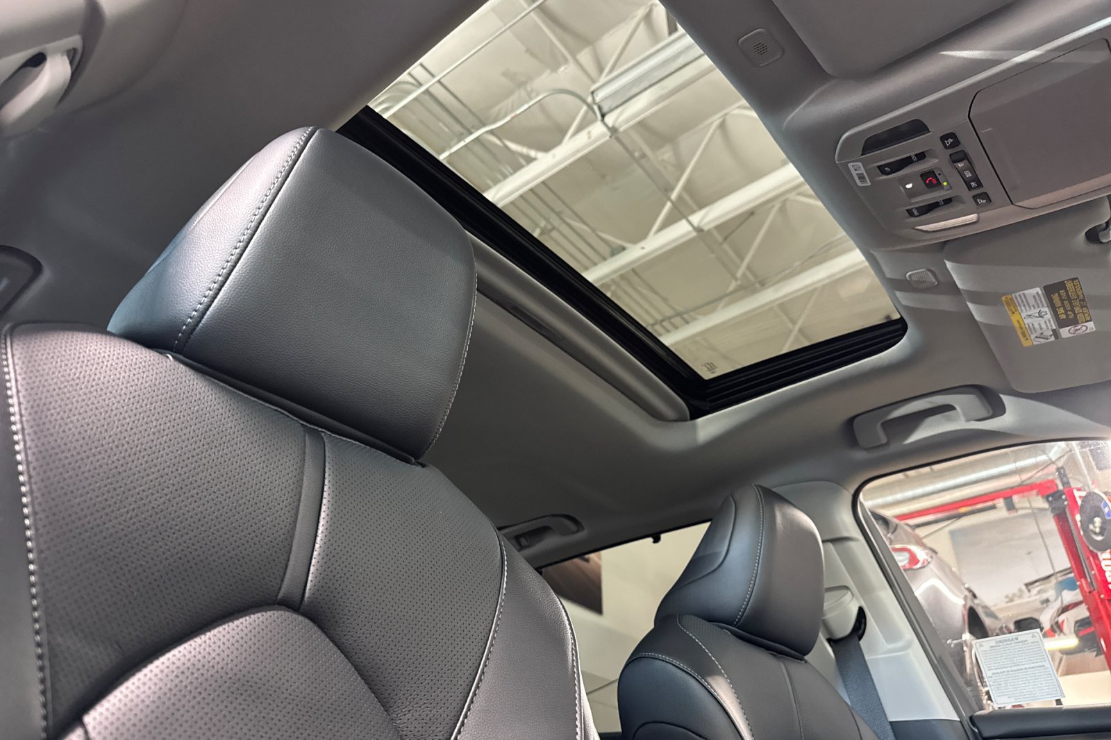 New 2026 Toyota Highlander Limited AWD/4WD image 21