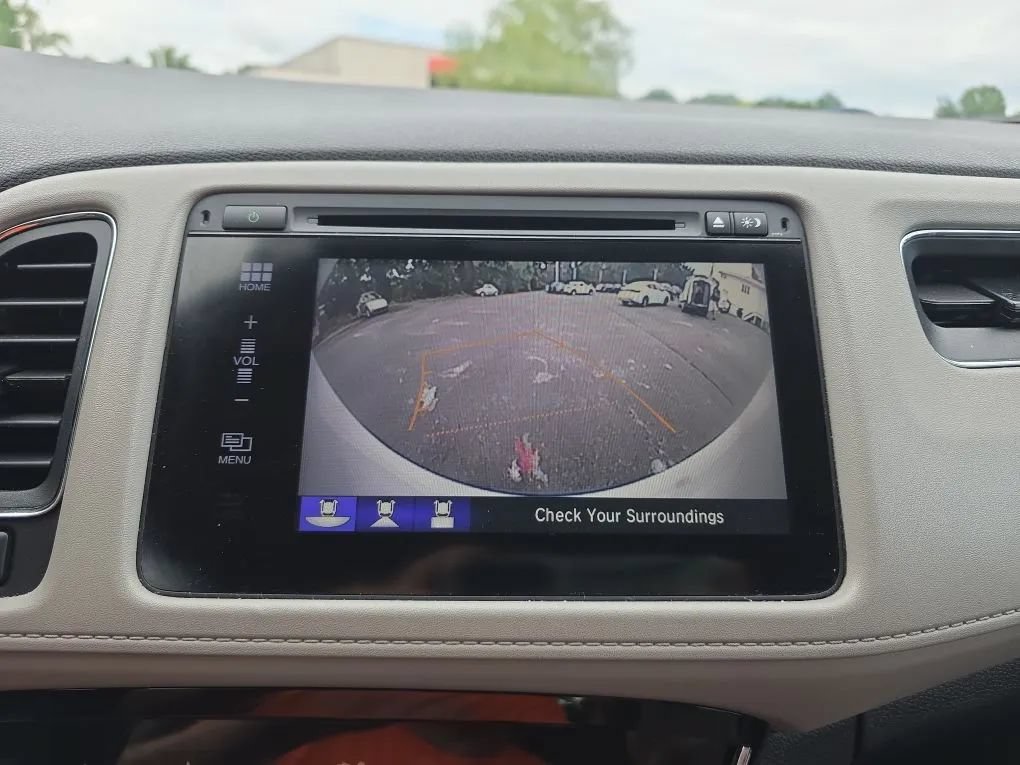 Used 2018 Honda HR-V EX image 28