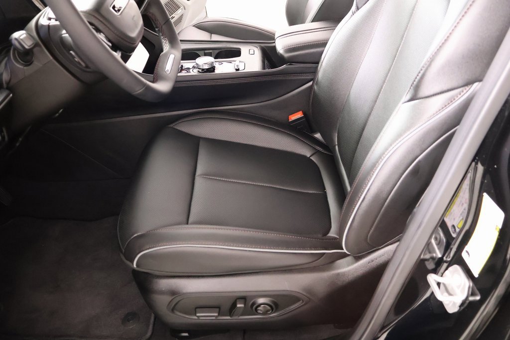 Used 2025 Jeep Wagoneer S Limited image 12