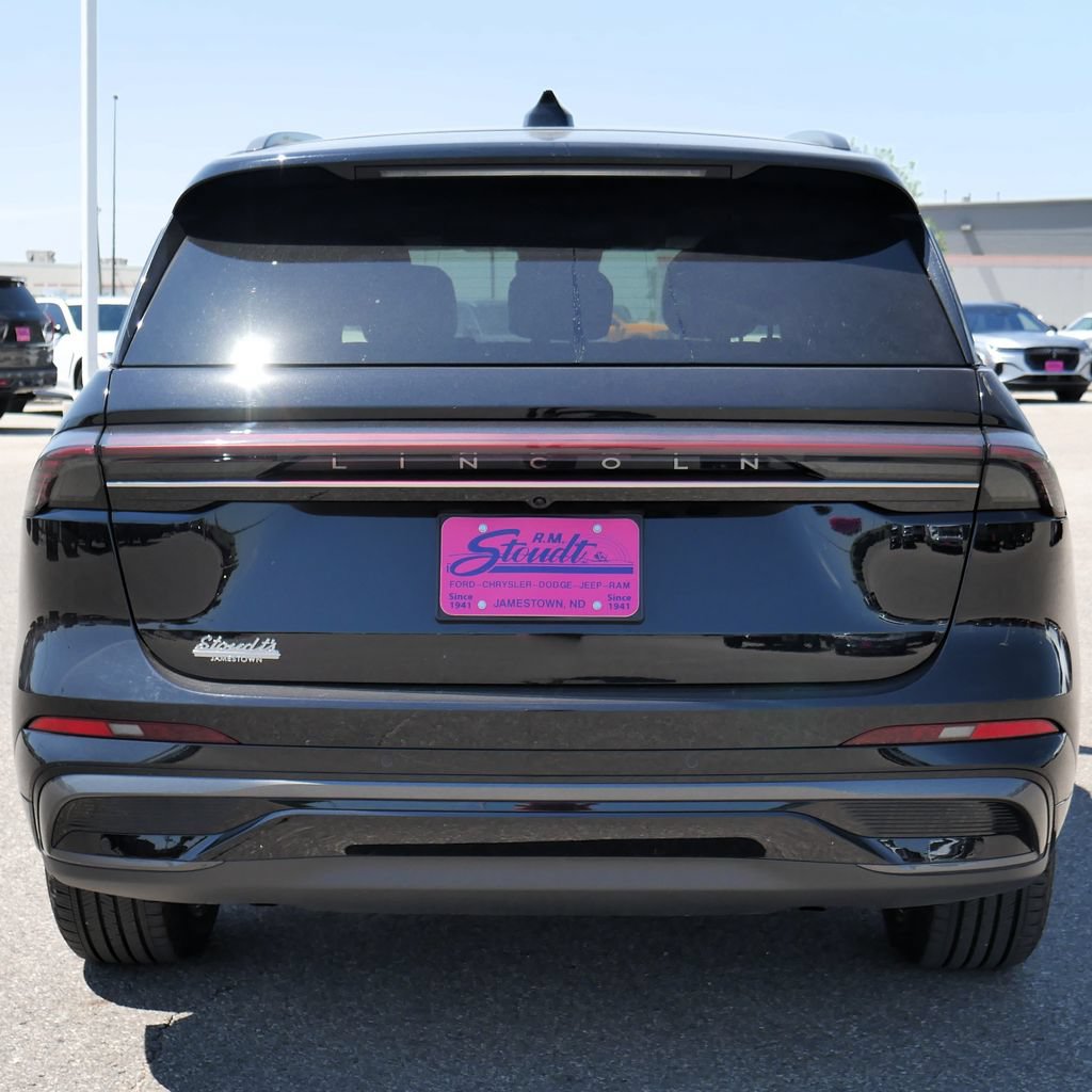 Used 2025 Lincoln Nautilus Black Label w/ Jet Appearance Package AWD/4WD image 10
