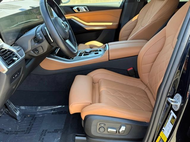 Certified 2024 BMW X5 xDrive50e w/ M Sport Package AWD/4WD image 19