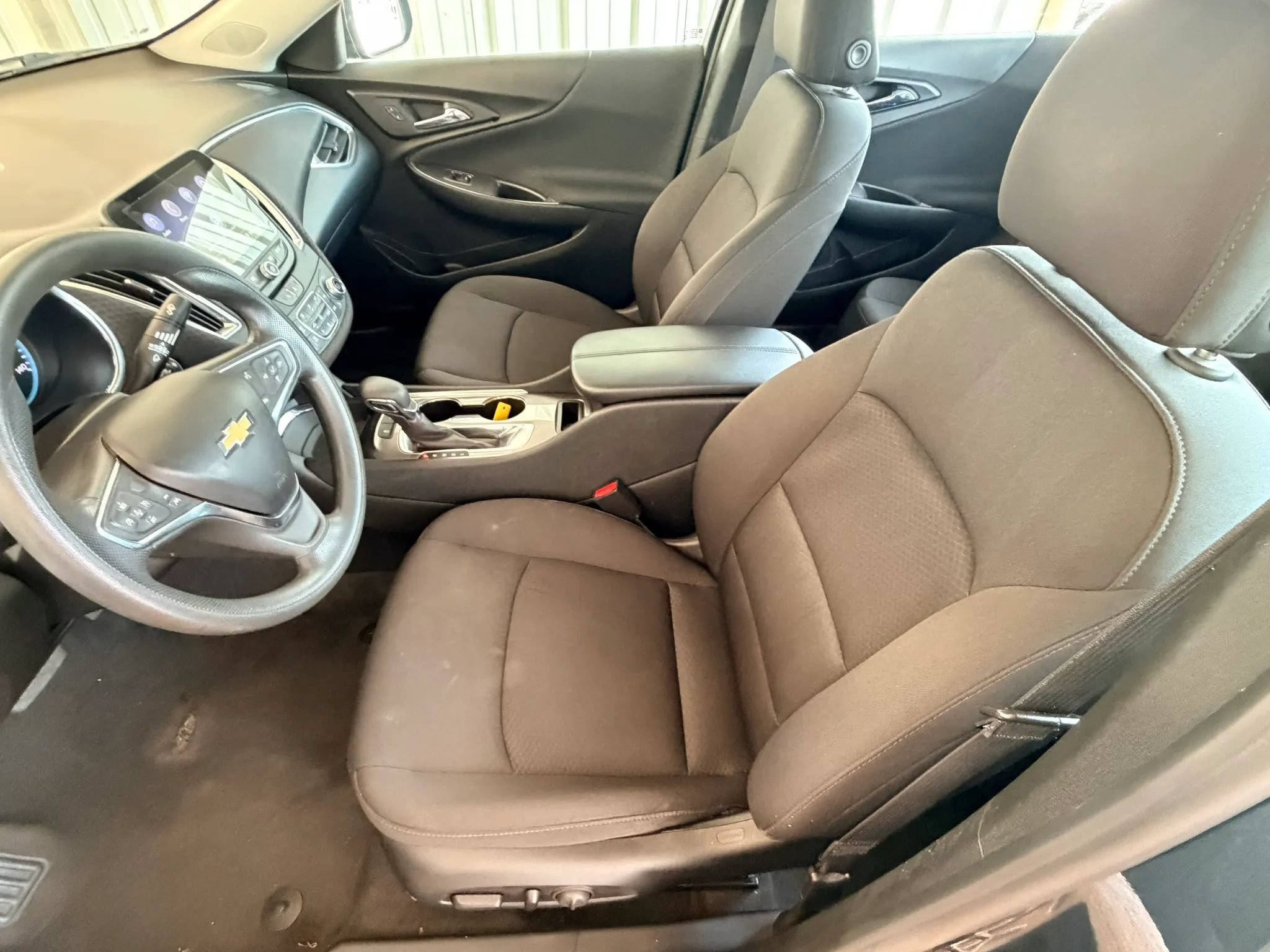 Used 2021 Chevrolet Malibu LT FWD image 21