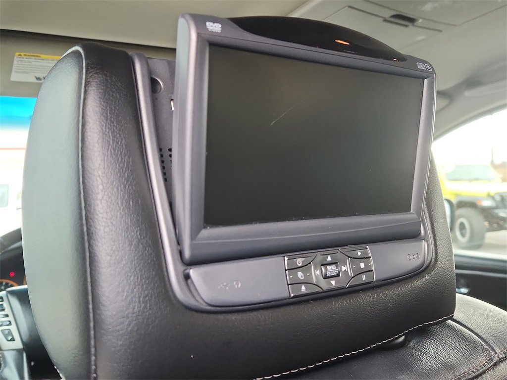 Used 2015 Nissan Armada 4WD image 11