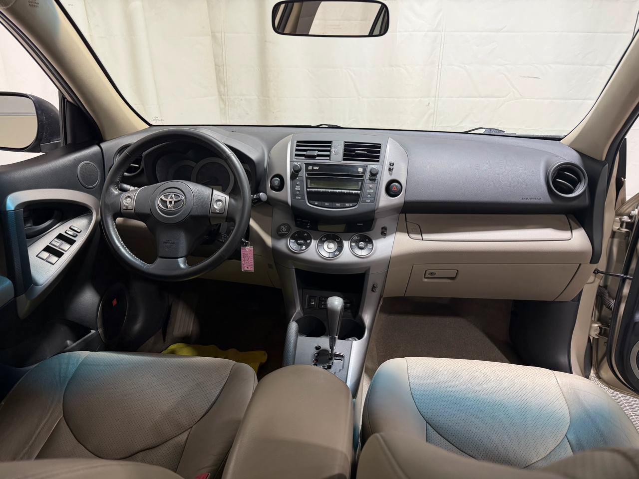 Used 2007 Toyota RAV4 Limited FWD image 17