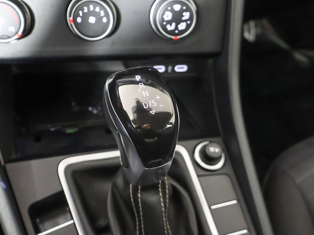 Used 2024 Volkswagen Jetta S image 42