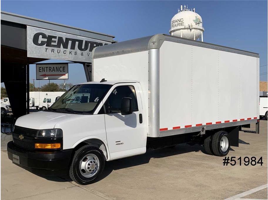 Used 2023 Chevrolet Express 4500 Extended w/ Power Convenience Package RWD image 1