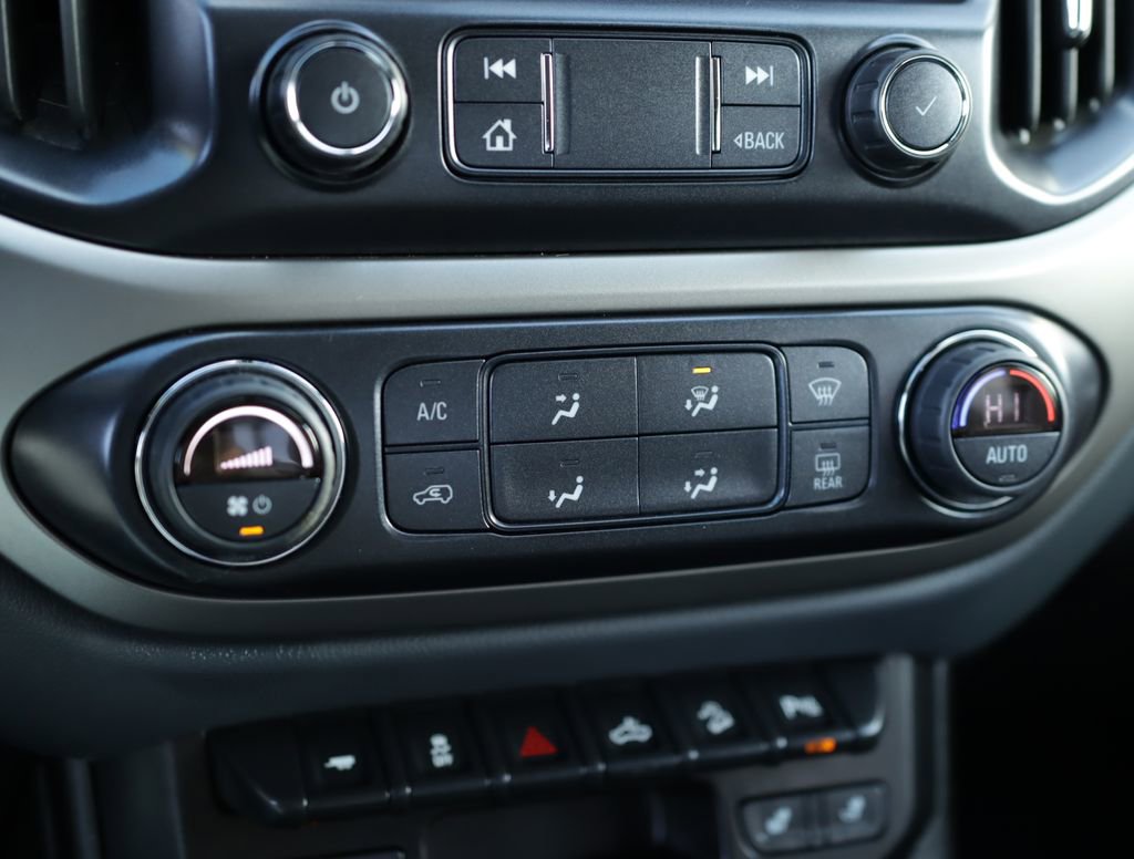 Used 2022 Chevrolet Colorado Z71 image 16