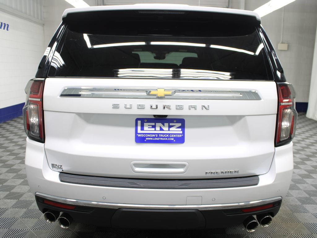 Used 2024 Chevrolet Suburban Premier AWD/4WD image 47