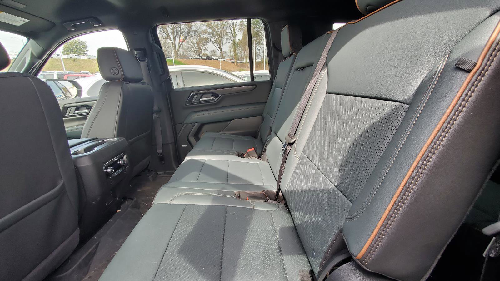 Used 2026 GMC Yukon XL AT4 w/ LPO, Floor Liner Package image 5