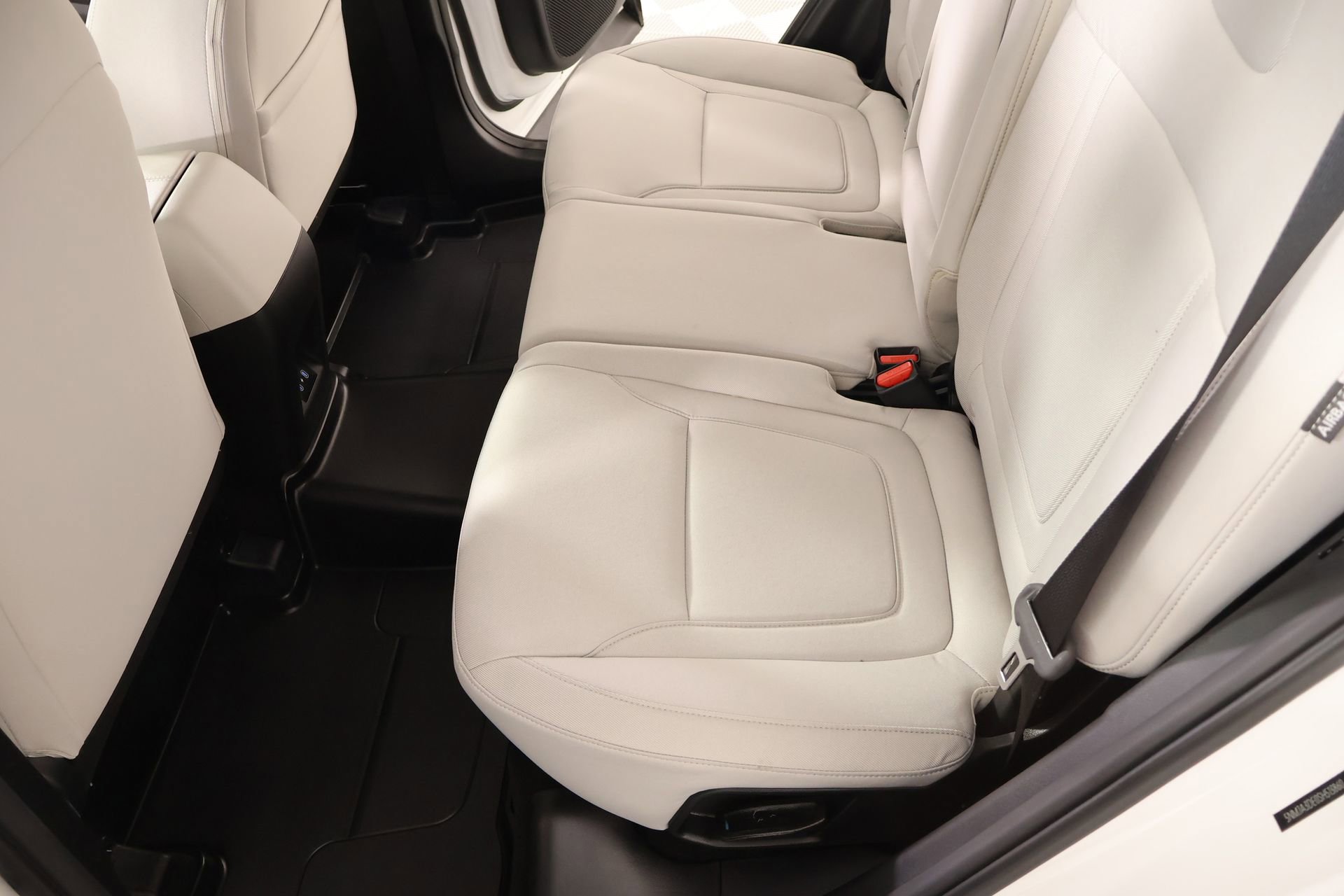 Certified 2025 Hyundai Tucson SE image 11