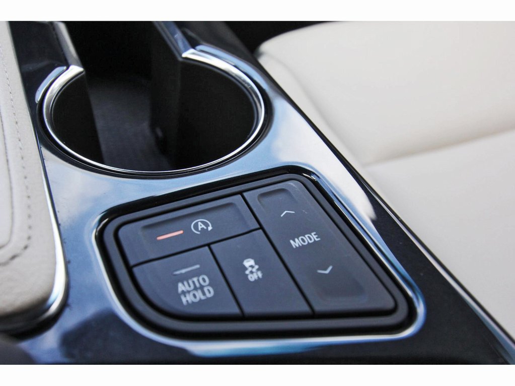 Used 2024 Cadillac CT4 Luxury w/ Sun And Sound Package RWD image 24