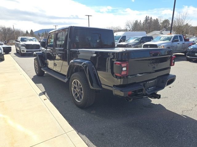 Used 2021 Jeep Gladiator Overland image 4