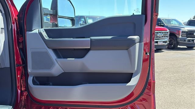New 2026 Ford F250 XLT w/ FX4 Off-Road Package AWD/4WD image 10