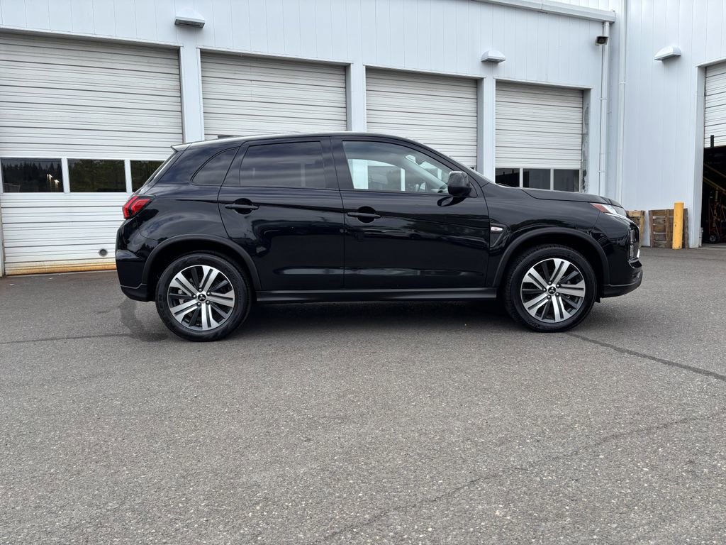 Used 2024 Mitsubishi Outlander Sport ES AWD/4WD image 8