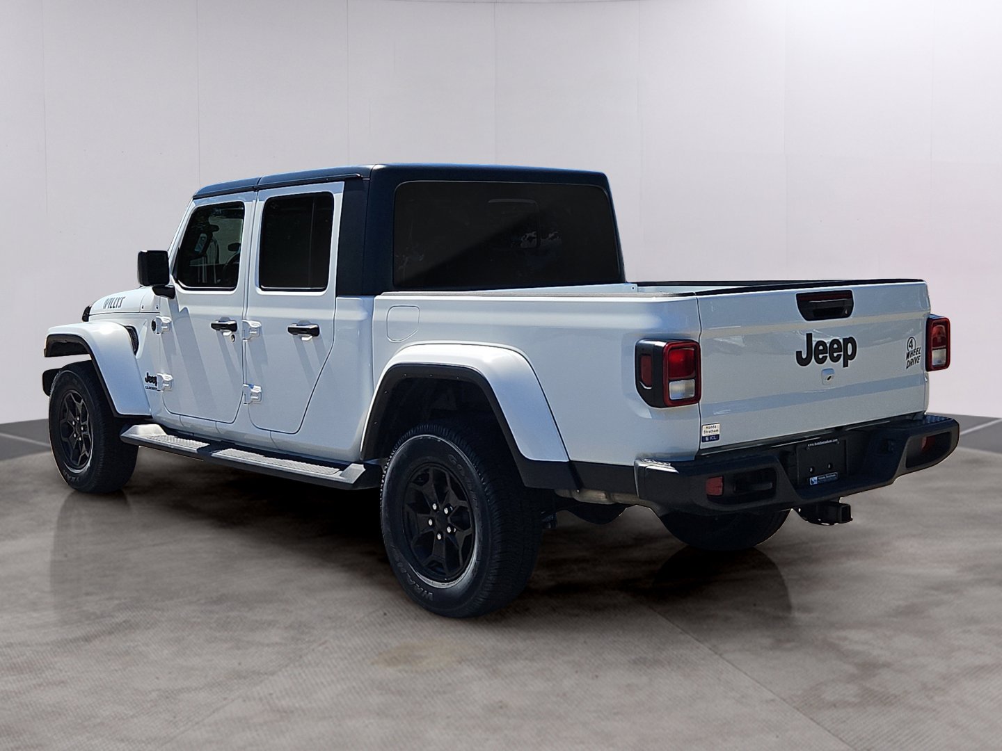 Used 2022 Jeep Gladiator Willys image 6