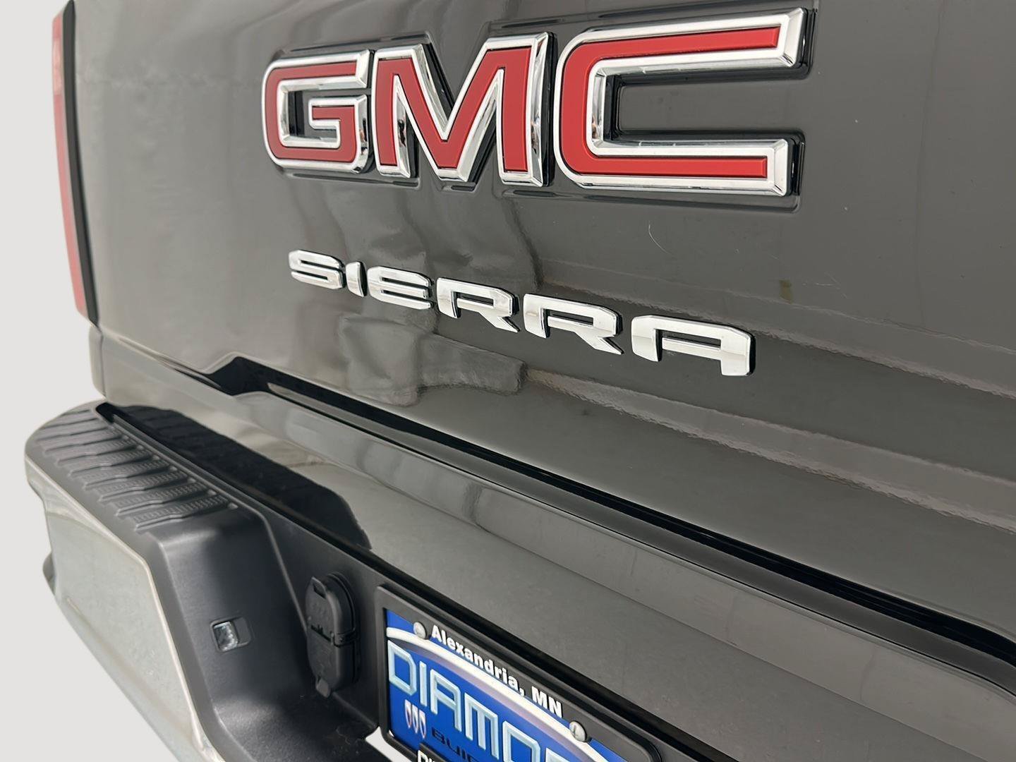 Used 2026 GMC Sierra 2500 SLT w/ SLT Convenience Package AWD/4WD image 27