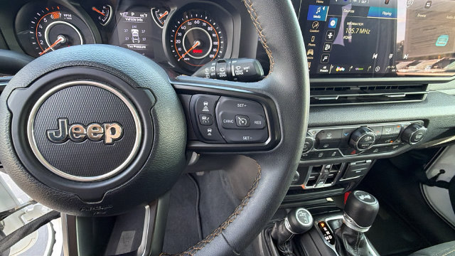 Used 2024 Jeep Wrangler Unlimited Sport AWD/4WD image 28