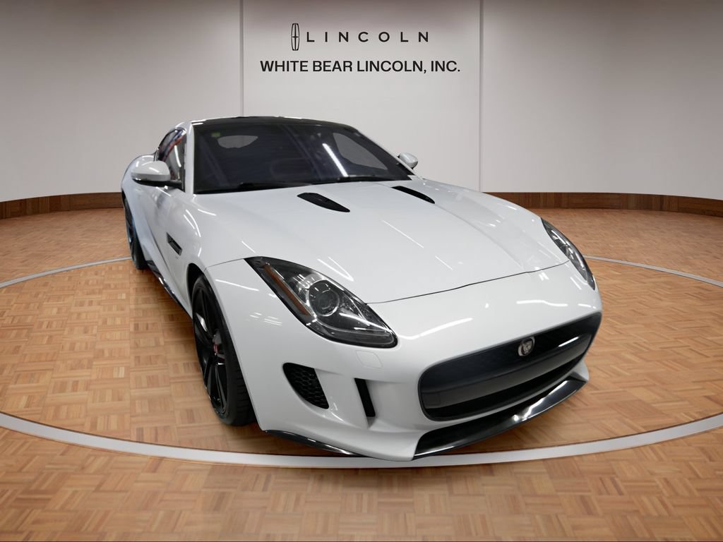 Used 2017 Jaguar F-TYPE Coupe RWD image 2
