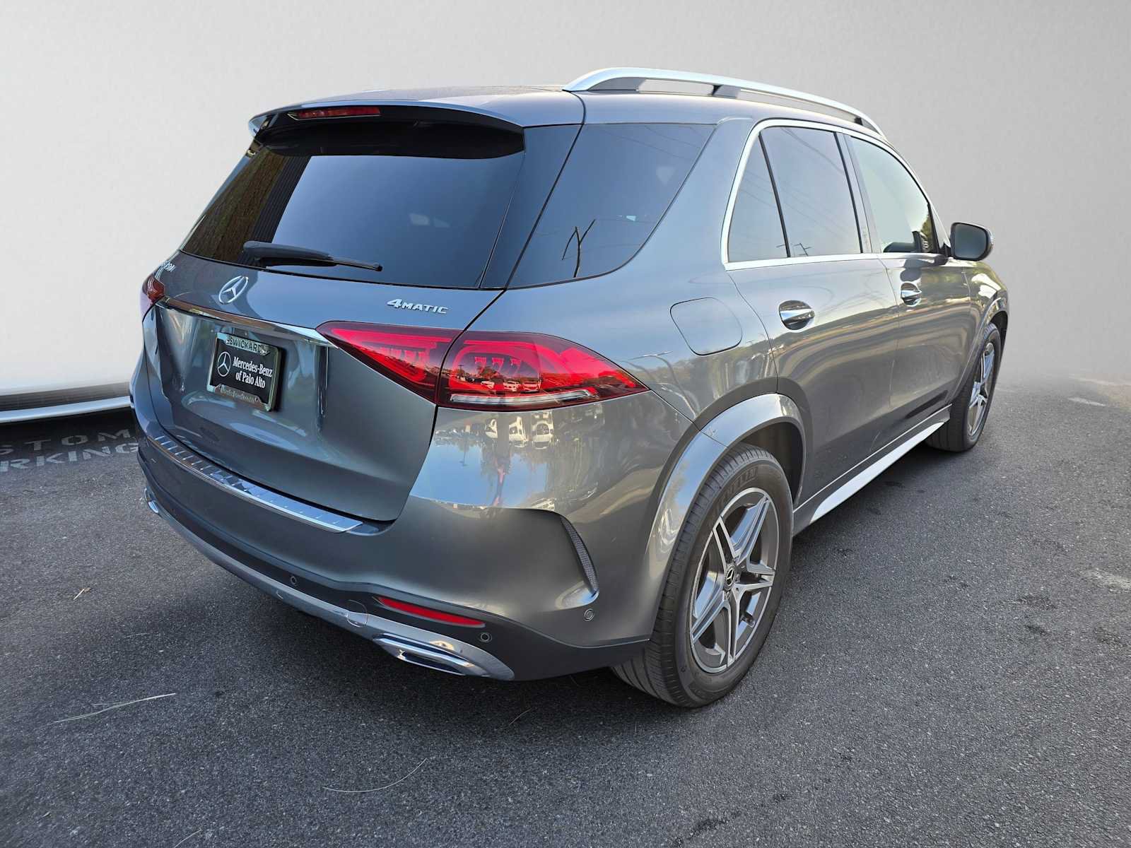 Used 2022 Mercedes-Benz GLE 450 4MATIC image 3