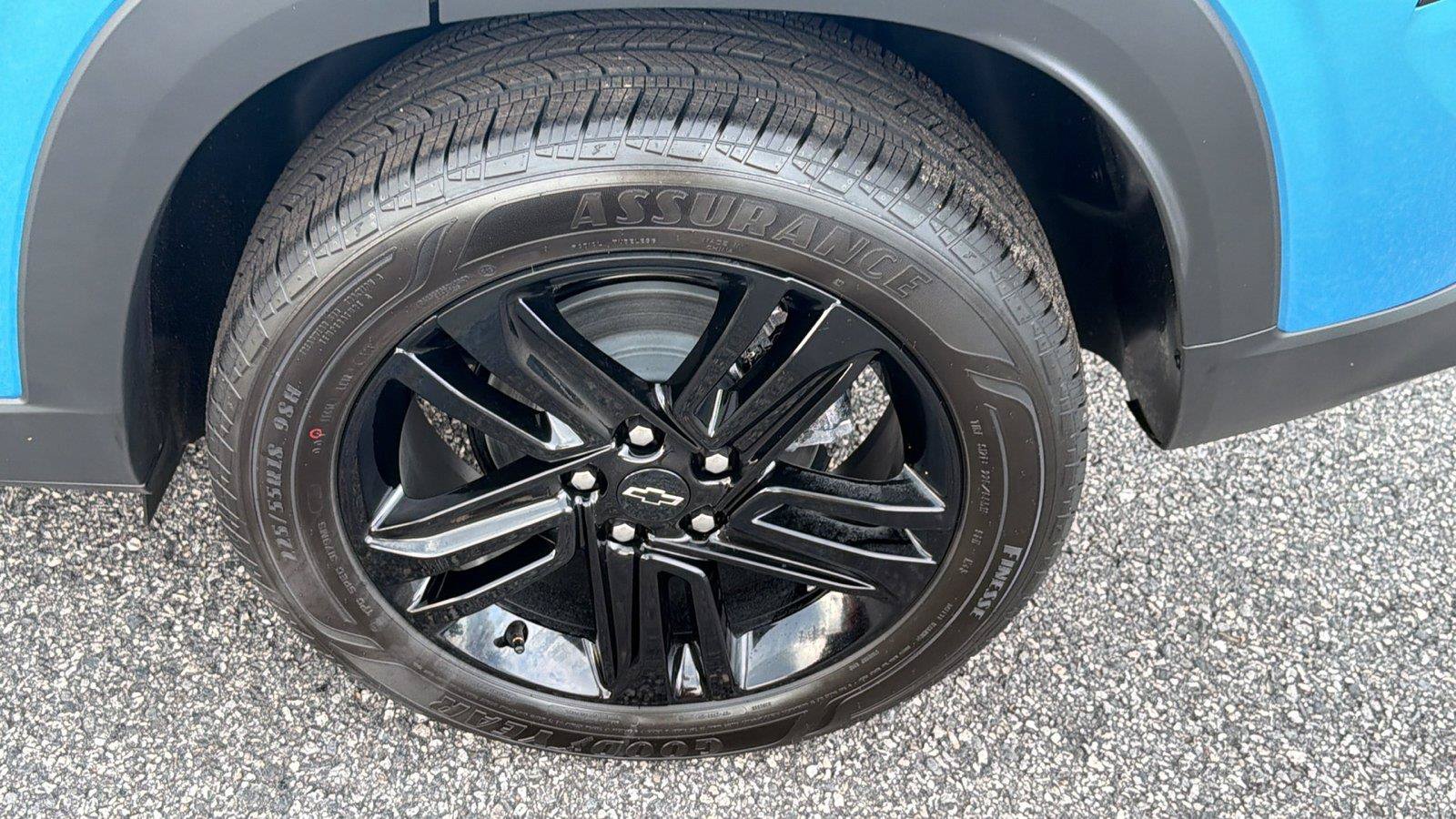 New 2026 Chevrolet Trax ACTIV w/ Sunroof Package FWD image 13