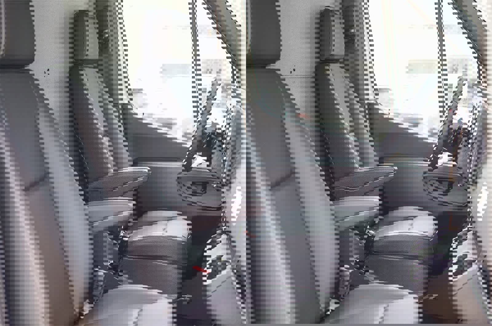 New 2024 Mercedes-Benz eSprinter 170 Cargo image 22