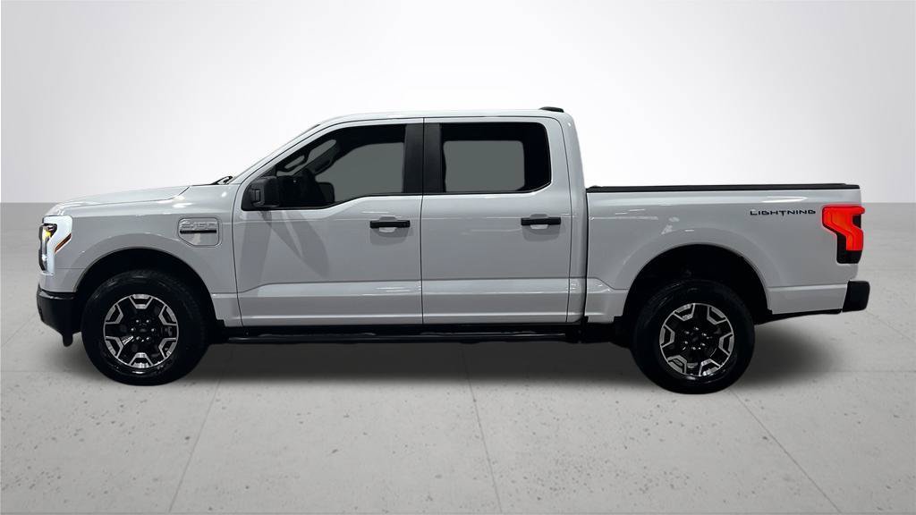 Used 2022 Ford F150 Lightning Pro AWD/4WD image 8