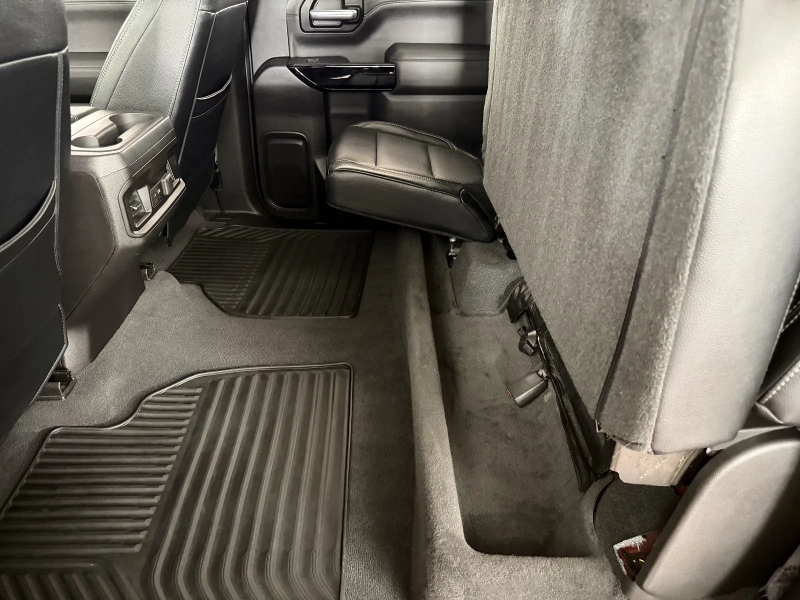 Used 2021 Chevrolet Silverado 1500 RST w/ All Star Edition Plus AWD/4WD image 33