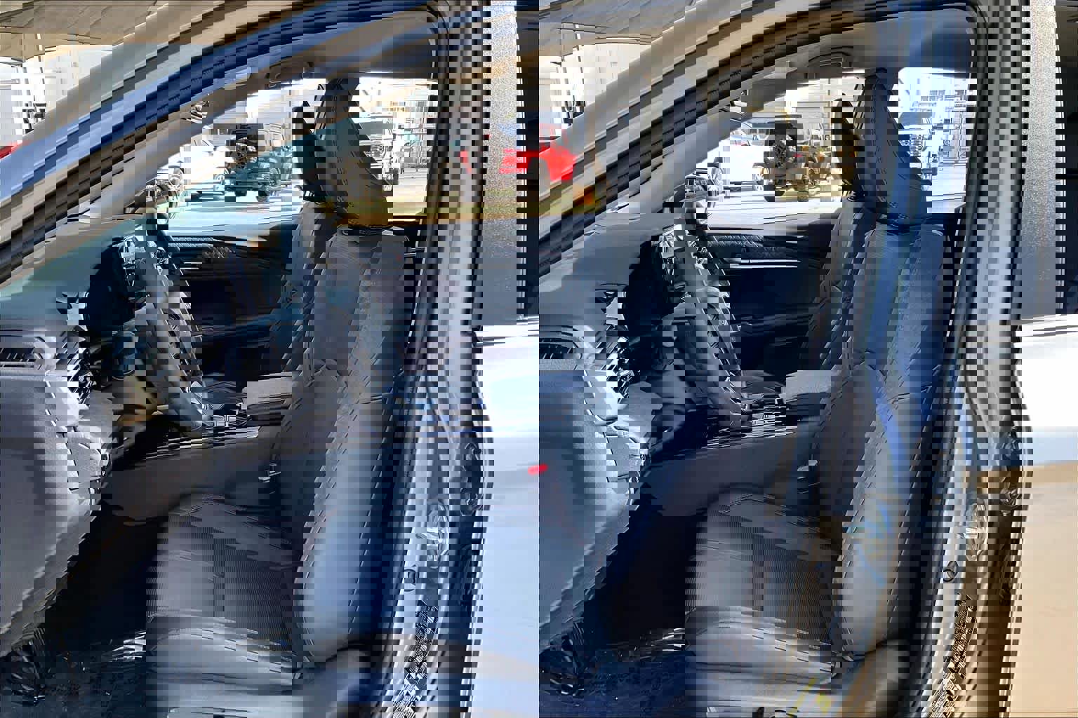 Used 2026 Toyota Camry XLE image 8