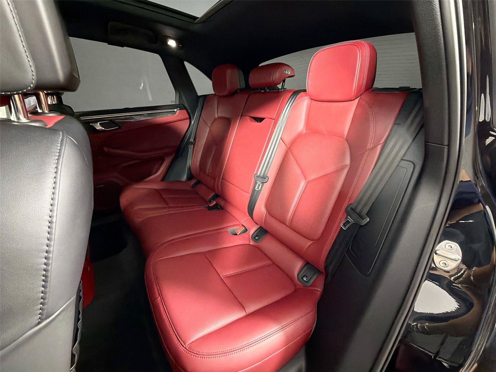 Certified 2023 Porsche Macan GTS AWD/4WD image 26