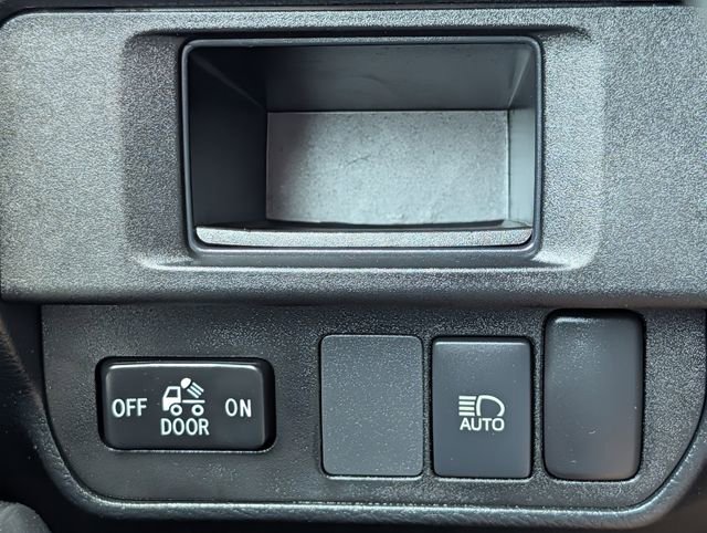 Used 2019 Toyota Tacoma SR5 image 19