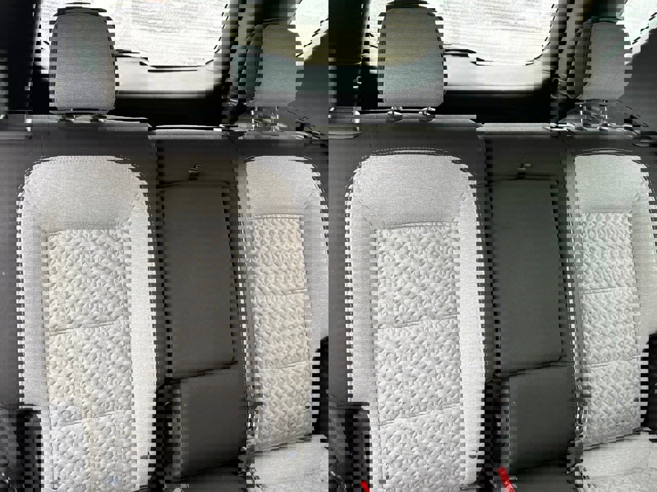 Used 2024 Chevrolet Equinox LS image 33