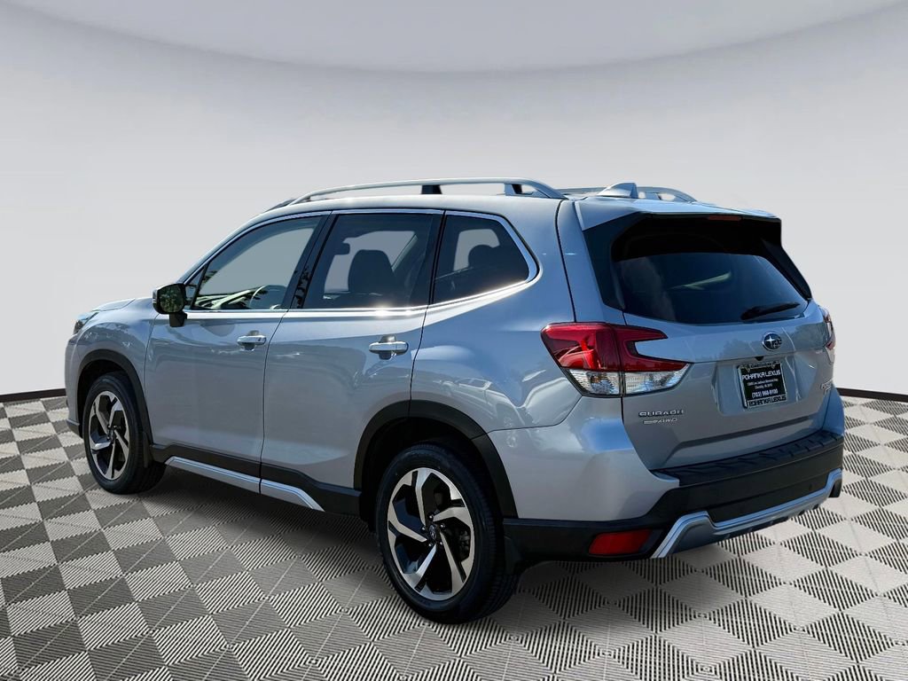 Used 2023 Subaru Forester Touring w/ Popular Package #2 AWD/4WD image 4
