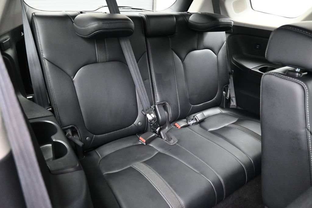 Certified 2025 Honda Pilot Touring image 26