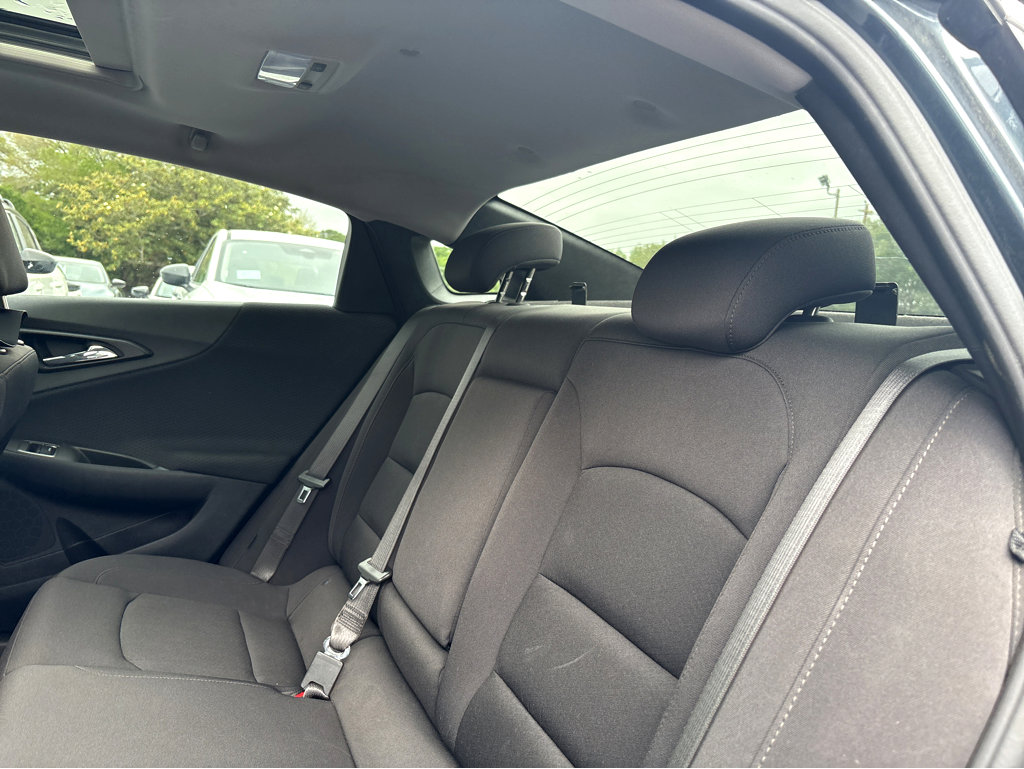 Used 2021 Chevrolet Malibu LT FWD image 21