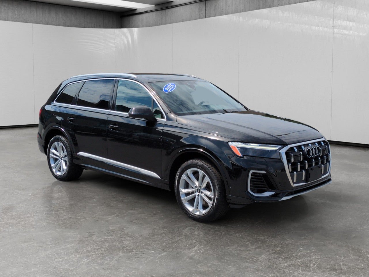 Used 2025 Audi Q7 3.0T Premium Plus