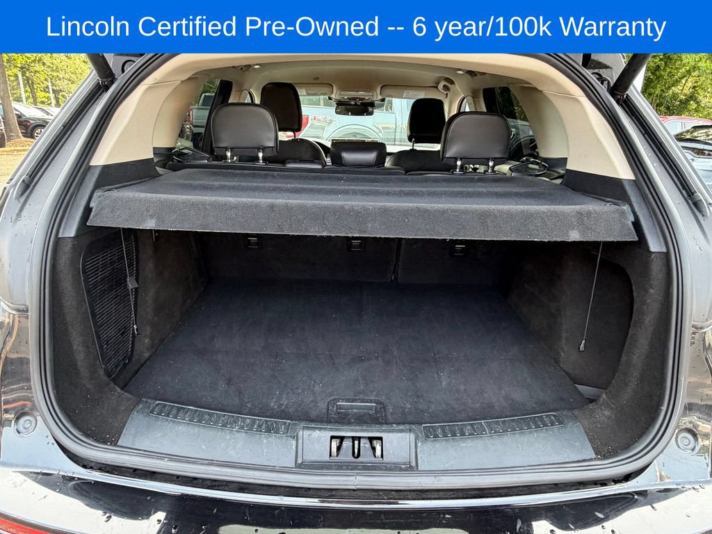 Certified 2023 Lincoln Corsair AWD w/ Rear Removable Package Tray image 22