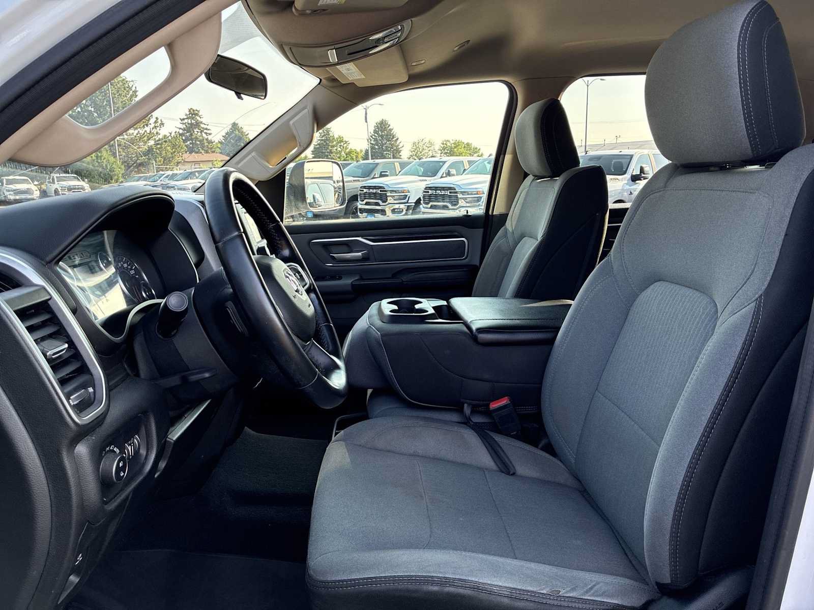 Used 2019 RAM 1500 Big Horn AWD/4WD image 13