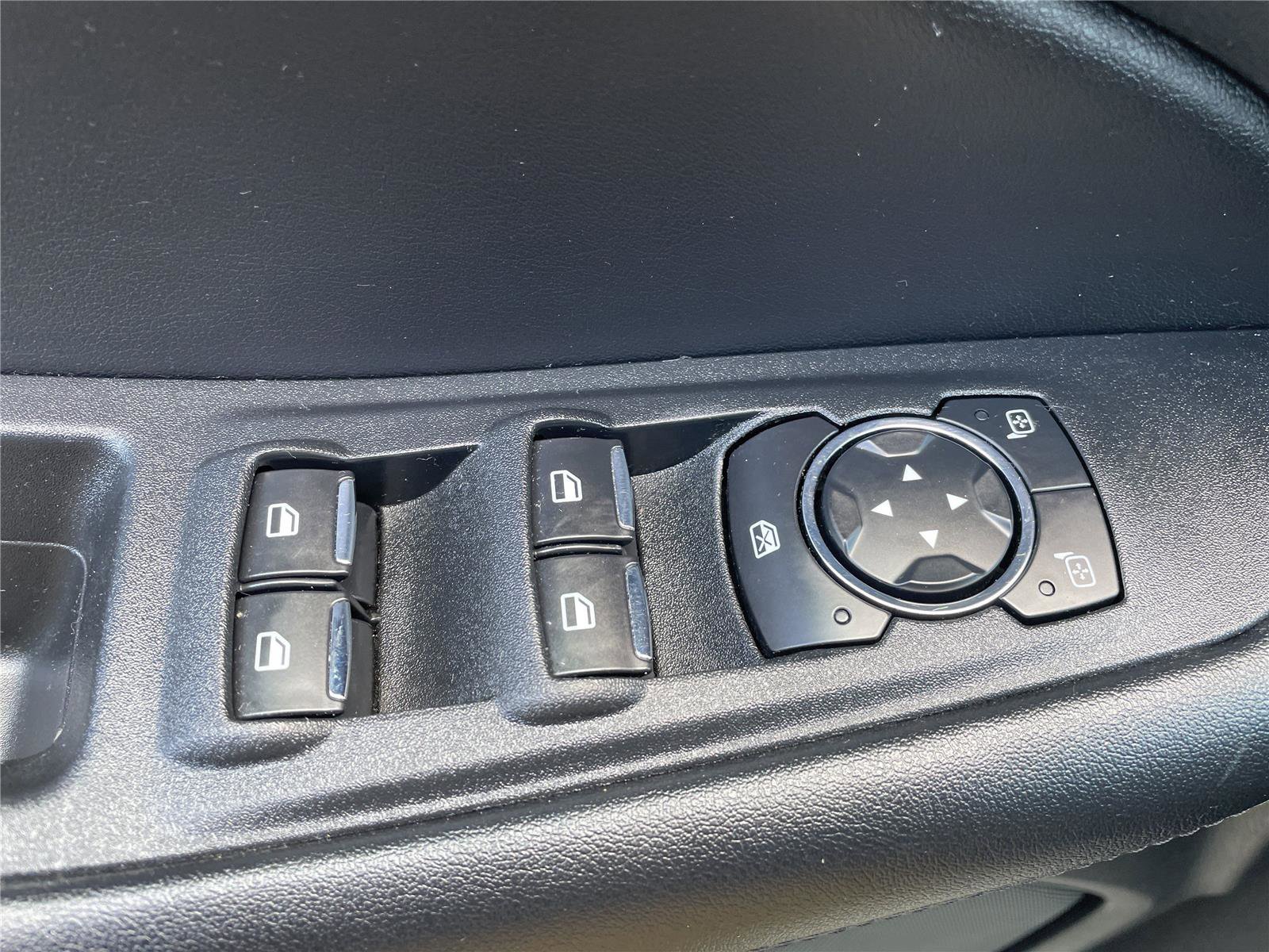 Used 2024 Ford Edge SEL w/ Convenience Package AWD/4WD image 13