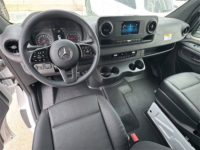 New 2024 Mercedes-Benz Sprinter 144 Cargo image 16