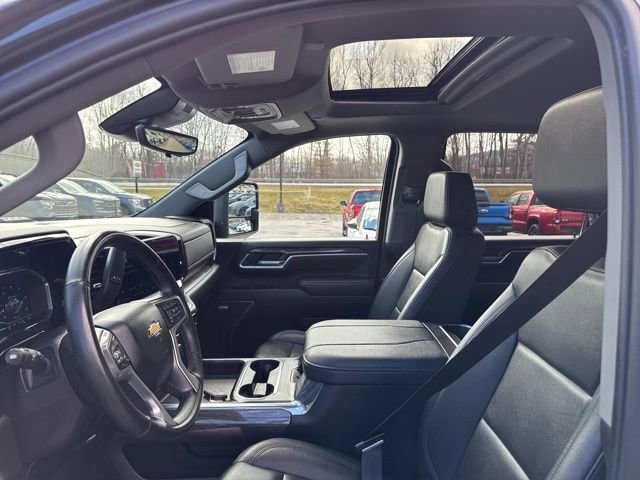 Used 2025 Chevrolet Silverado 2500 LTZ w/ LTZ Premium Package image 76