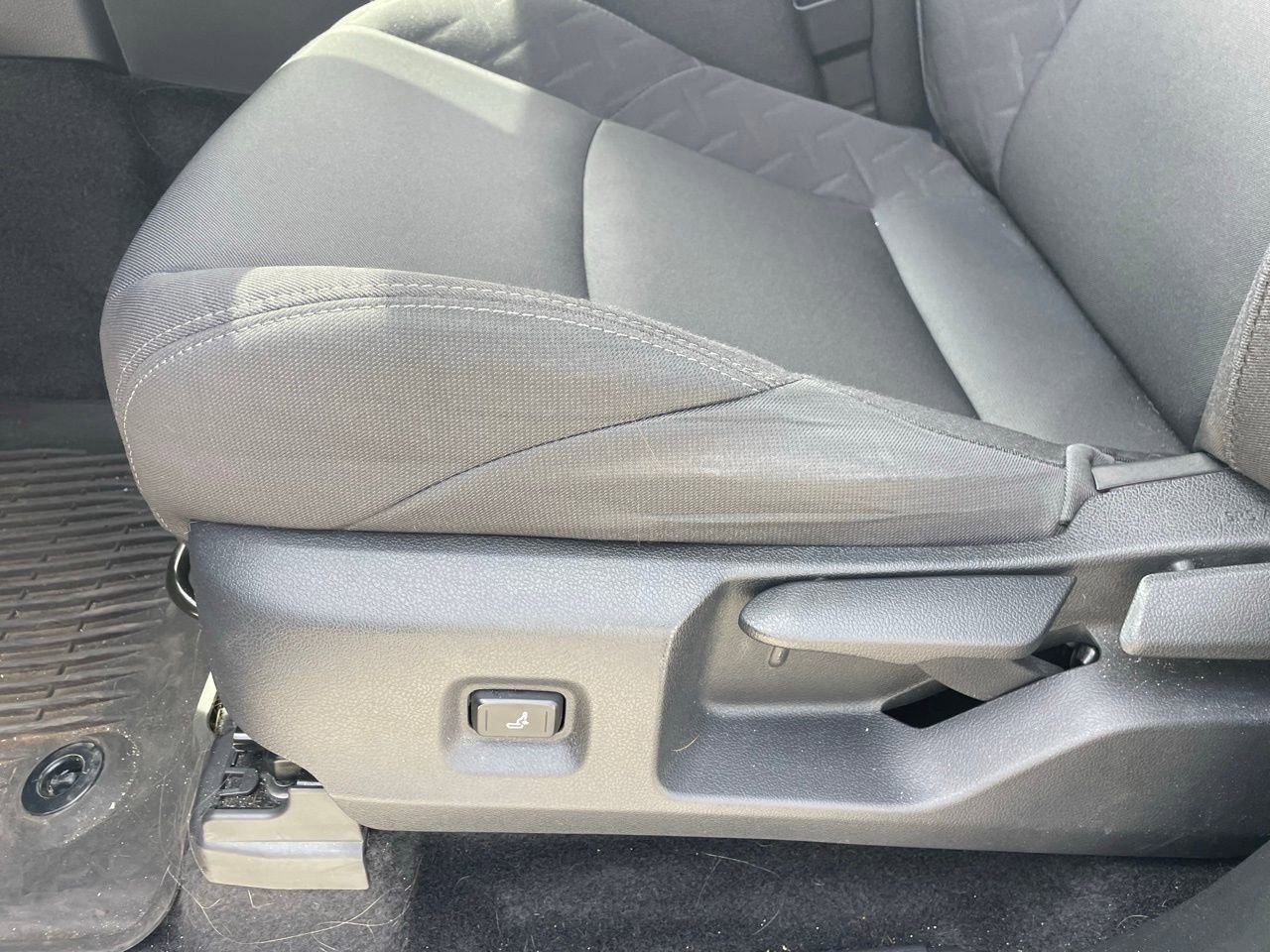 Used 2024 Toyota Tacoma SR5 image 5