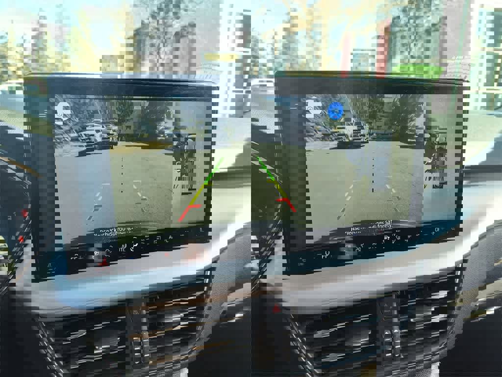 Used 2023 Ford Escape Platinum image 20