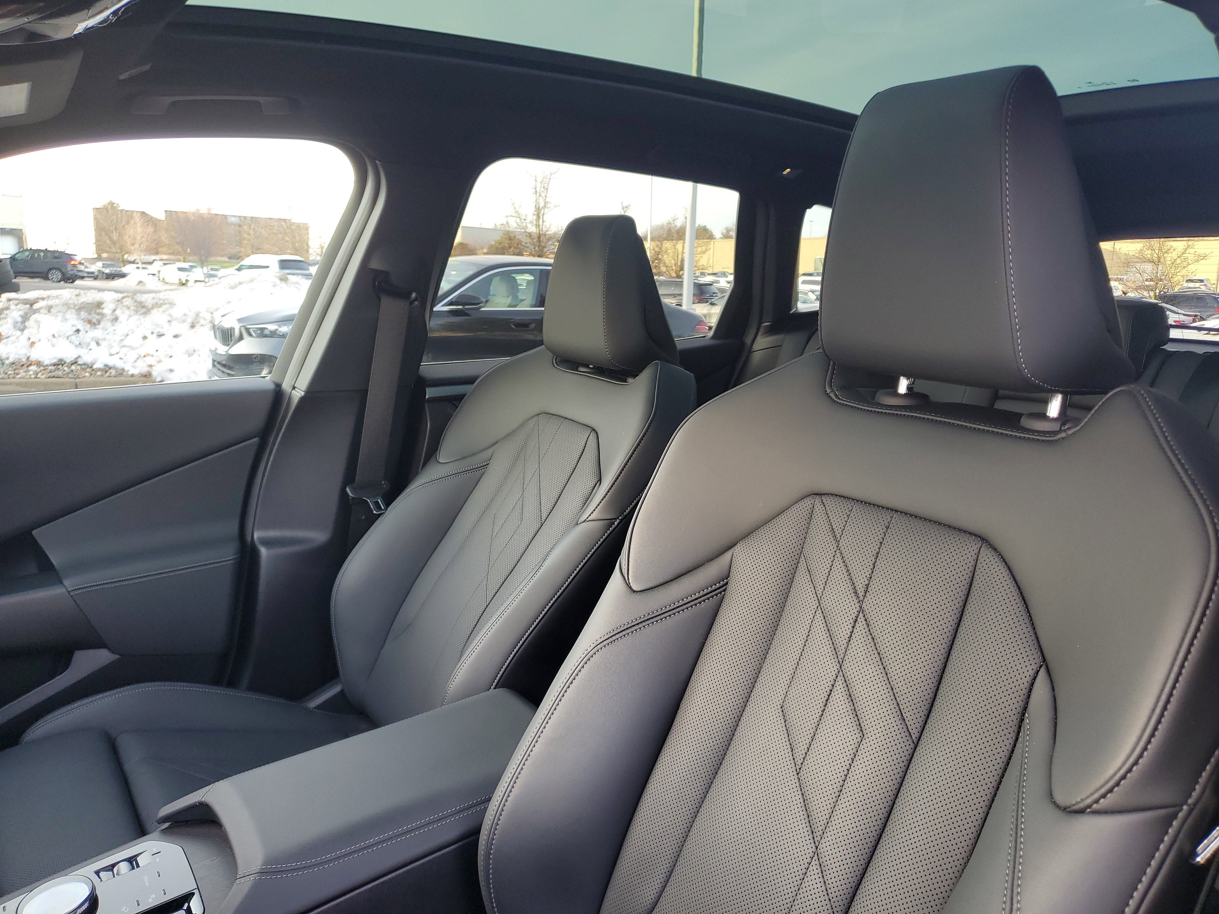 Used 2025 BMW X3 xDrive30i w/ Premium Package image 8