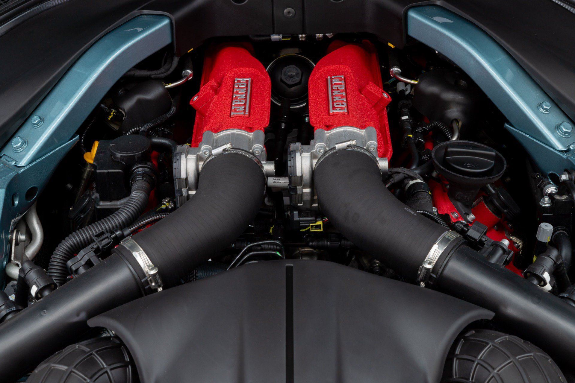 Certified 2024 Ferrari Roma Spider RWD image 98