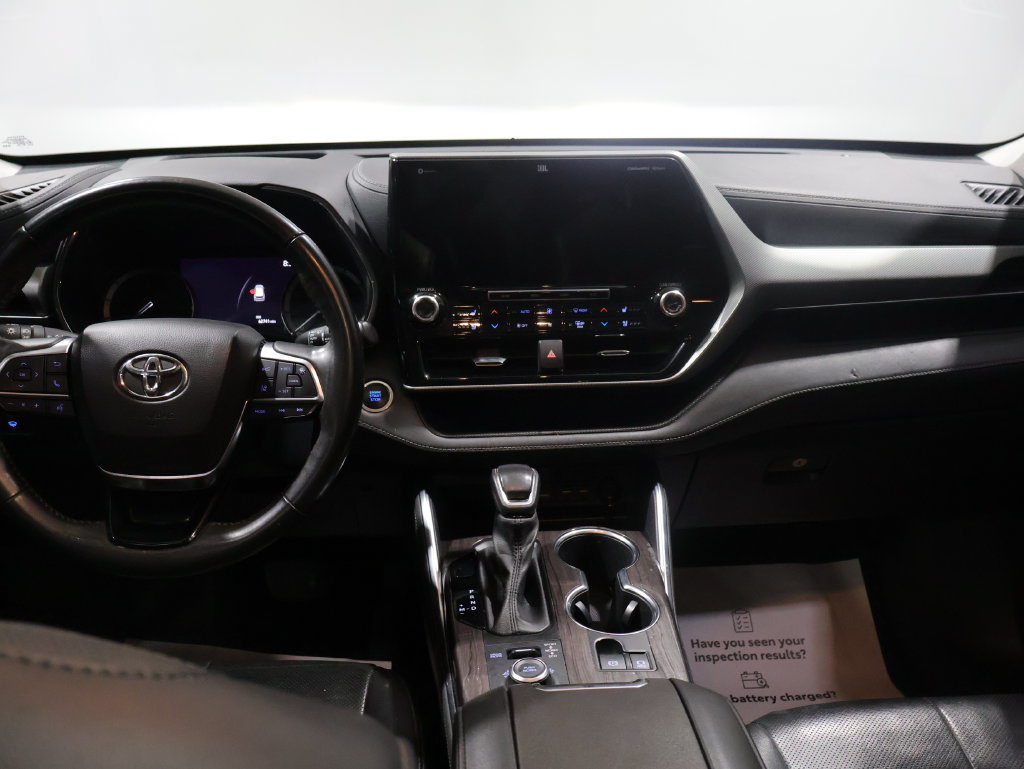 Used 2021 Toyota Highlander Platinum AWD/4WD image 15