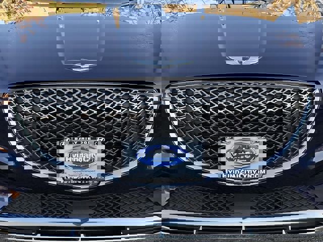 Used 2024 Genesis GV70 2.5T Select w/ Select Package image 11